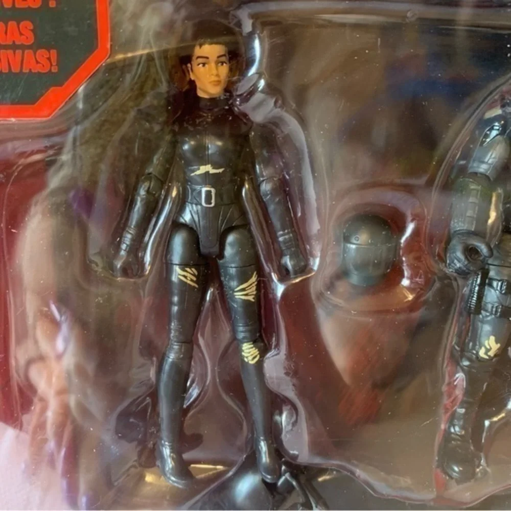 NIB The Batman Selina Kyle Chase Action Figure Set‎ by DC